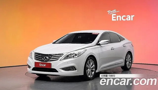 Hyundai Grandeur 2012 — photo 1