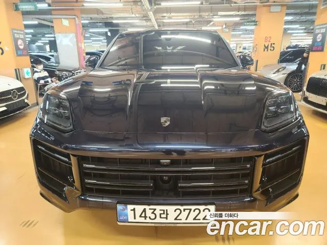 Porsche Cayenne 2025 — photo 1