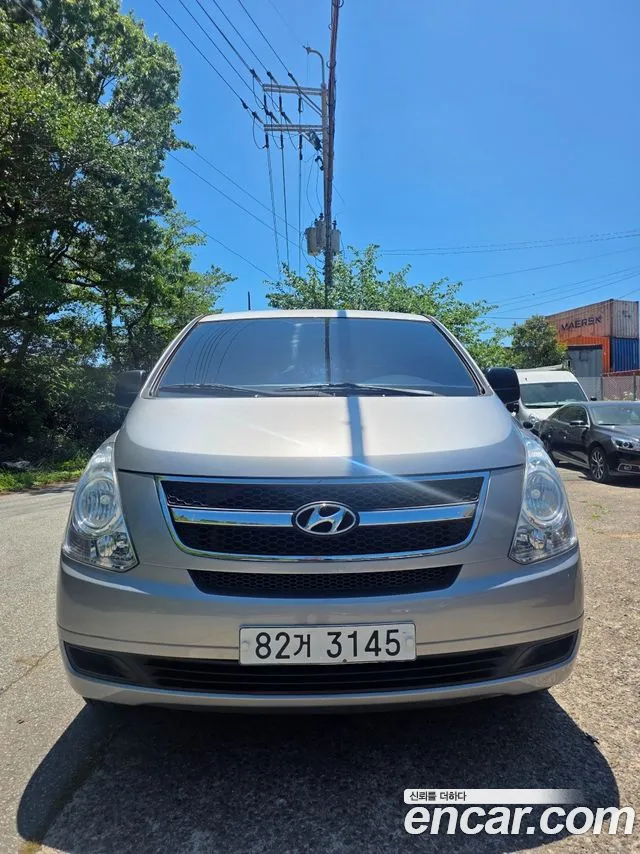 Hyundai Starex 2013 — photo 1