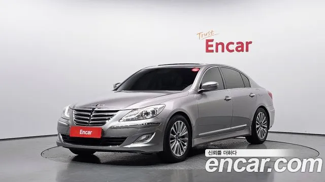 Hyundai Genesis 2013 — photo 1