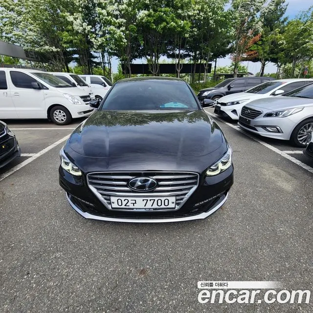 Hyundai Grandeur 2018 — photo 1