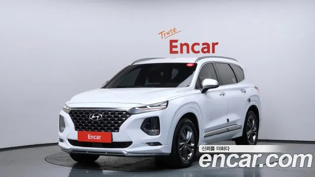 Hyundai Santafe 2019 — photo 1