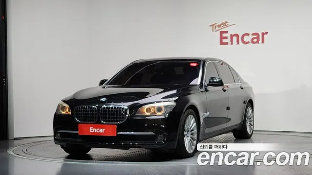 BMW 7-Series 2010 — photo 1