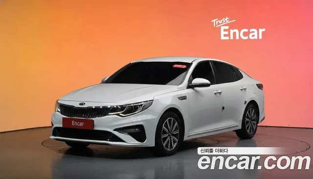 Kia K5 2020 — photo 1