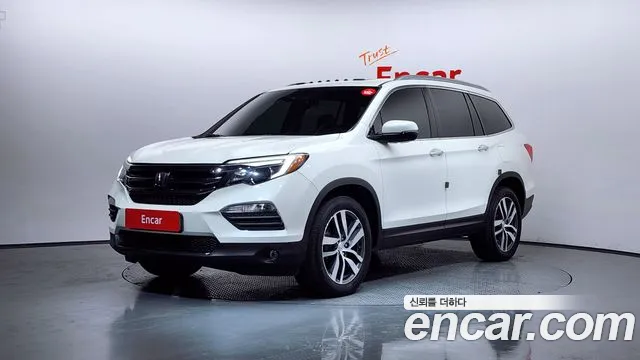 Honda Pilot 2017 — photo 1