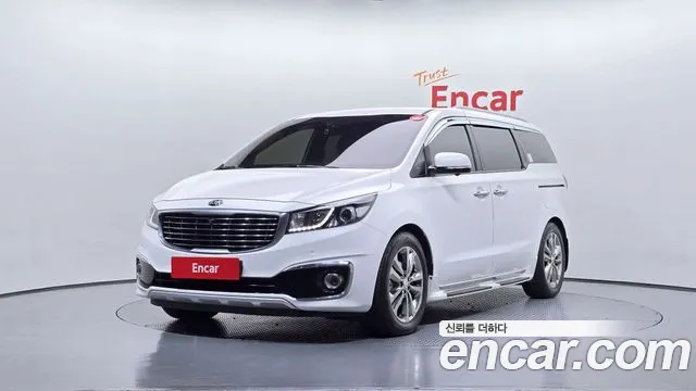 Kia Canival 2016 — photo 1