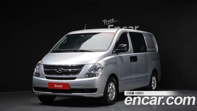 Hyundai Starex 2009 — photo 1