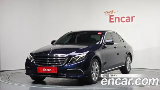 Mercedes-Benz E-Class 2017 — photo 1