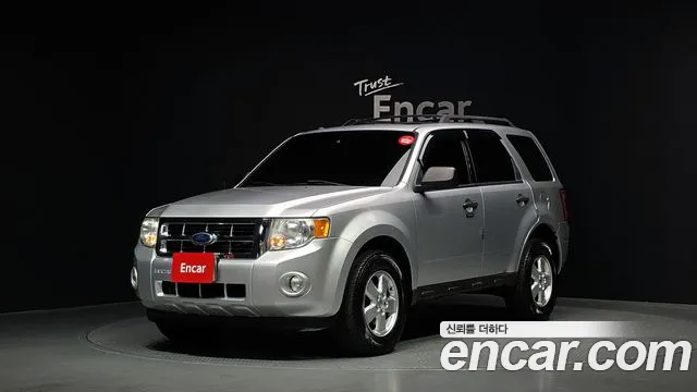 Ford Escape 2011 — photo 1