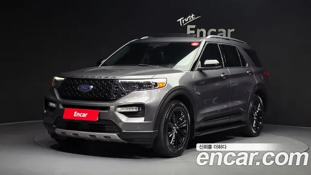 Ford Explorer 2021 — photo 1