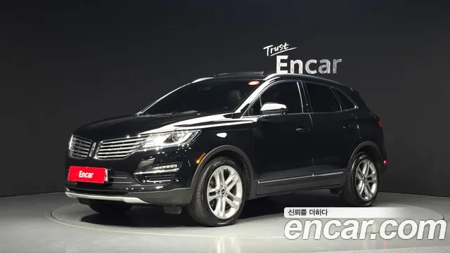 Lincoln MKC 2017 — photo 1