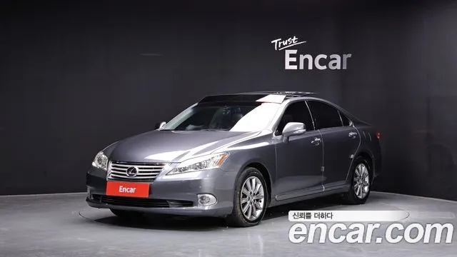 Lexus ES 2012 — photo 1