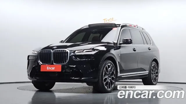BMW X7 2024 — photo 1