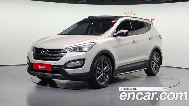 Hyundai Santafe 2013 — photo 1