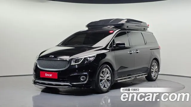 Kia Canival 2017 — photo 1