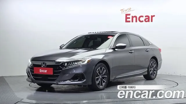 Honda Accord 2021 — photo 1