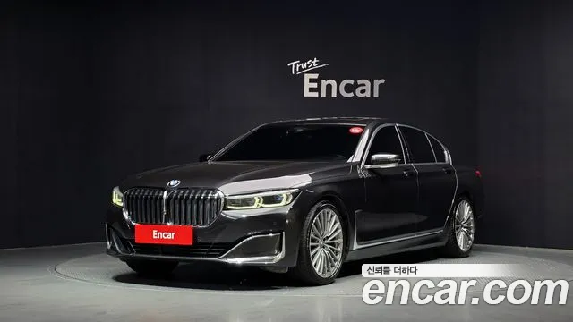 BMW 7-Series 2021 — photo 1