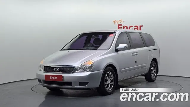 Kia Canival 2014 — photo 1