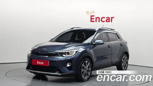 Kia Stonic 2018 — photo 1