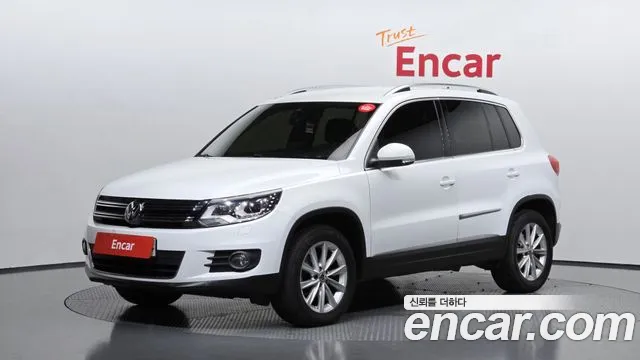 Volkswagen Tiguan 2015 — photo 1