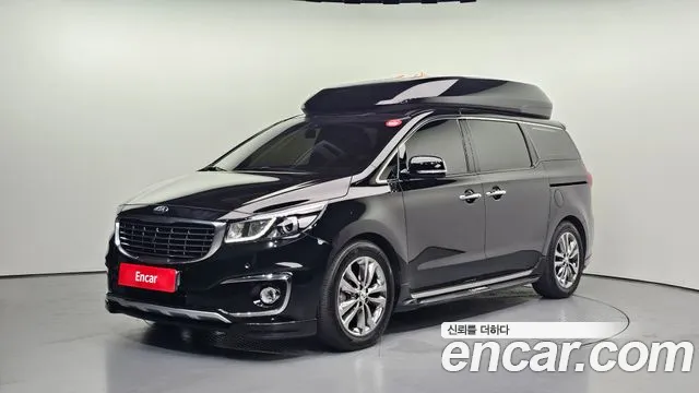 Kia Canival 2018 — photo 1