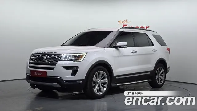Ford Explorer 2018 — photo 1