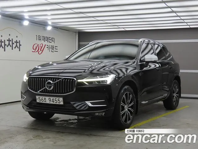 Volvo XC60 2018 — photo 1