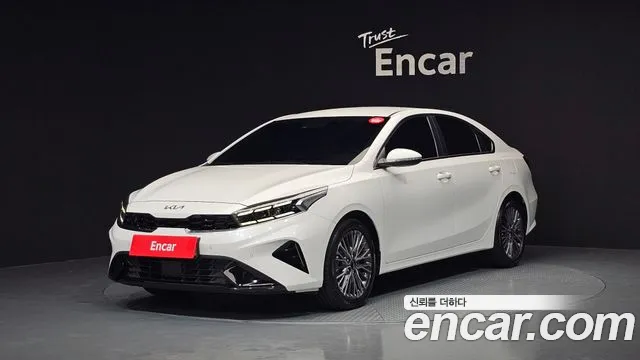 Kia K3 2022 — photo 1