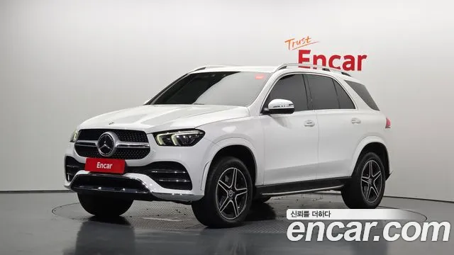 Mercedes-Benz GLE-Class 2019 — photo 1