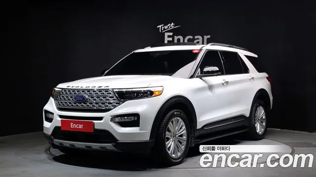 Ford Explorer 2020 — photo 1