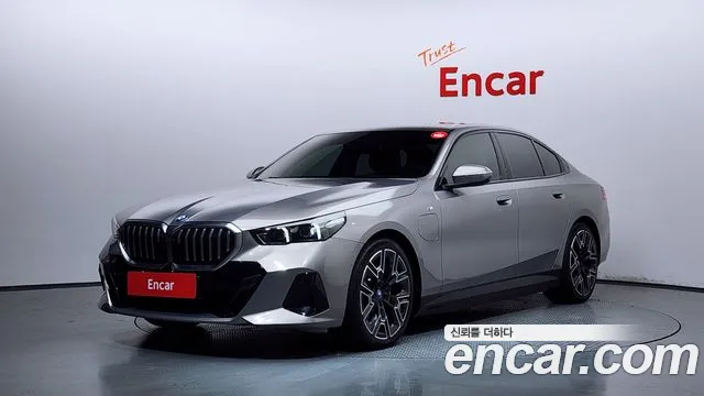 5 Series (G60)