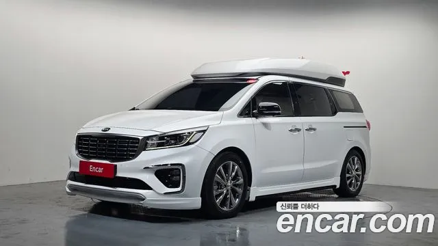 Kia Canival 2019 — photo 1