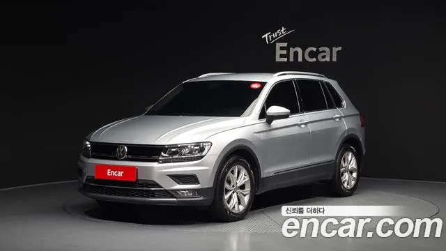Volkswagen Tiguan 2018 — photo 1