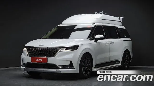 Kia Canival 2022 — photo 1