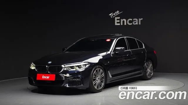 BMW 5-Series 2019 — photo 1