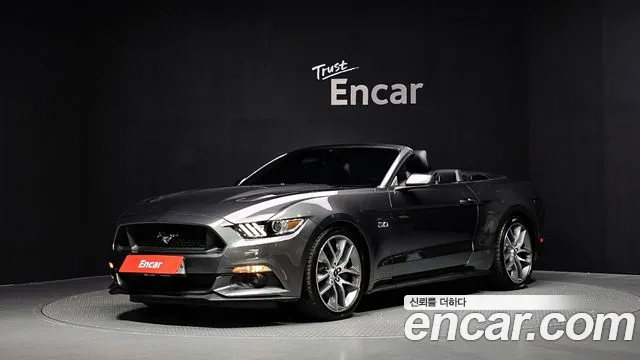 Ford Mustang 2017 — photo 1