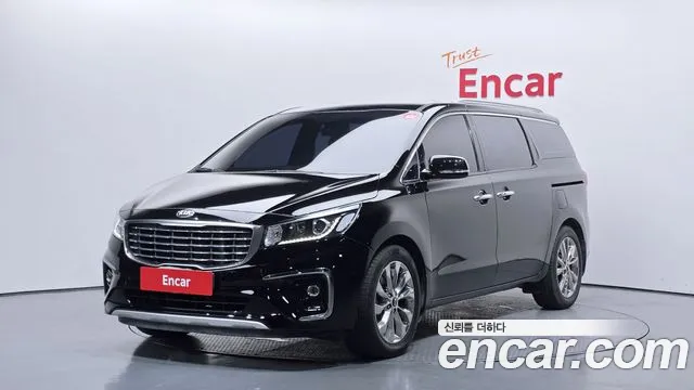 Kia Canival 2019 — photo 1