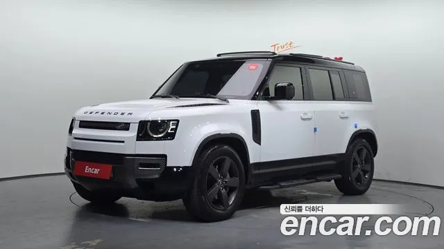Land Rover Defender 2024 — photo 1