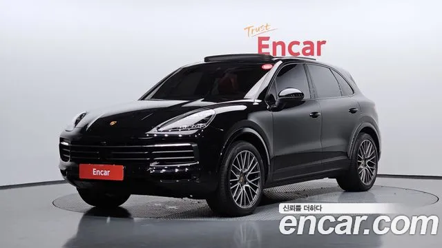 Porsche Cayenne 2023 — photo 1
