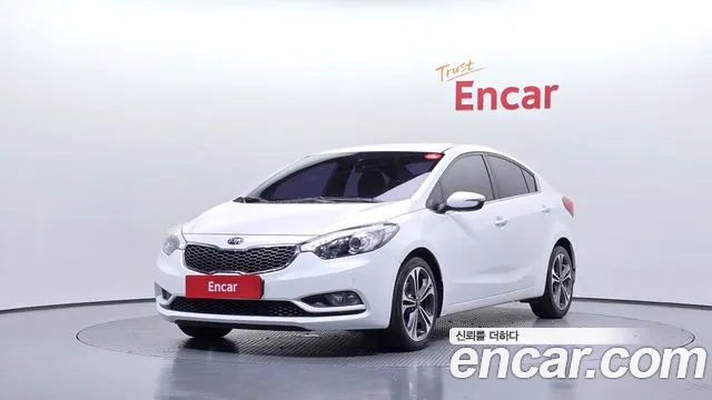 Kia K3 2015 — photo 1