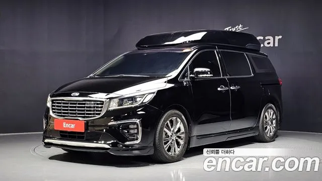 Kia Canival 2019 — photo 1