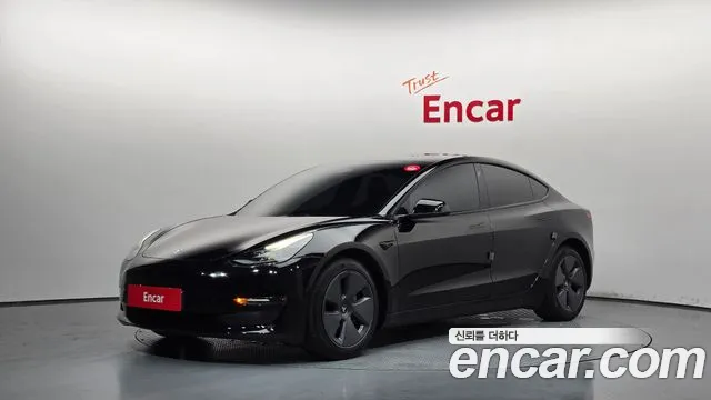 Tesla Model 3 2022 — photo 1