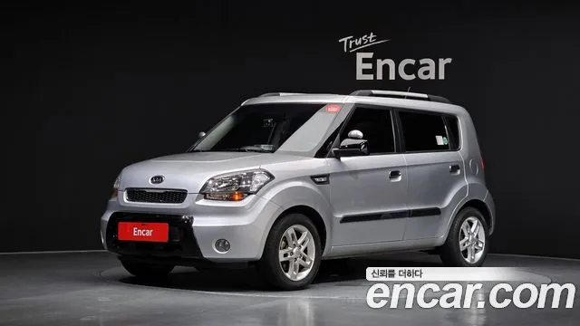 Kia Soul 2010 — photo 1