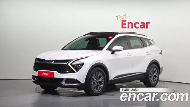 Kia Sportage 2023 — photo 1