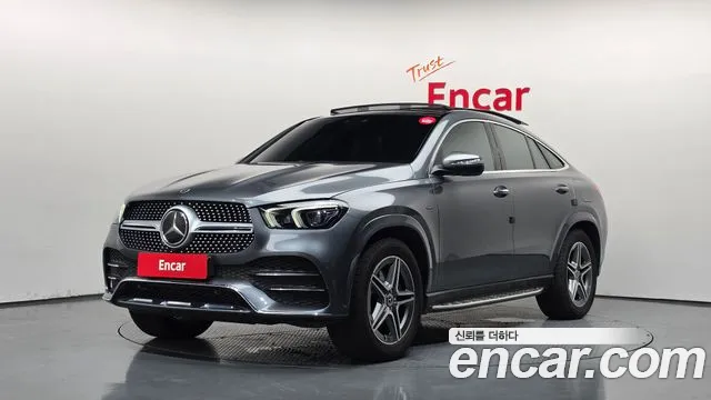Mercedes-Benz GLE-Class 2021 — photo 1