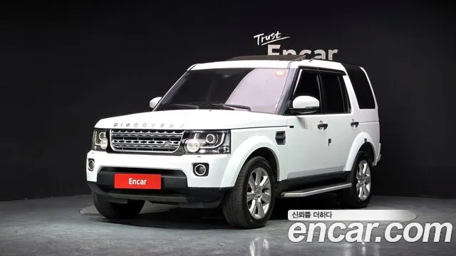 Land Rover Discovery 2014 — photo 1