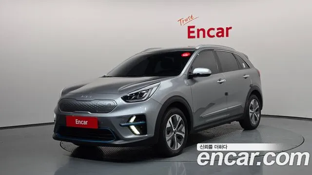 Kia Niro 2022 — photo 1