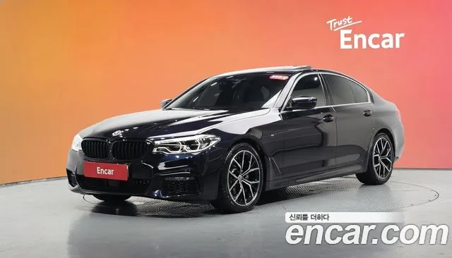 BMW 5-Series 2019 — photo 1