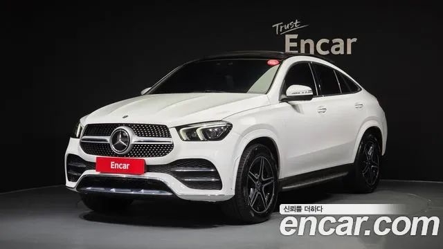 Mercedes-Benz GLE-Class 2021 — photo 1