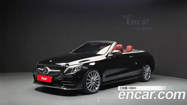 Mercedes-Benz C-Class 2023 — photo 1